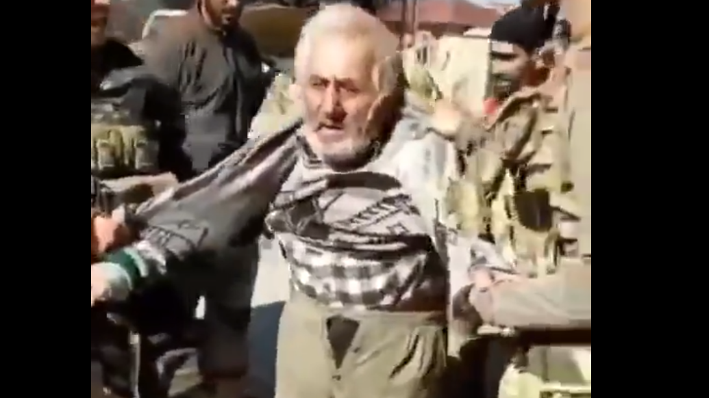 Karabağ'da yaşlı bir Ermeni'nin yerinden edilmesi tepki yarattı